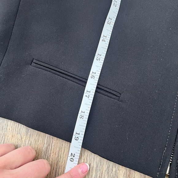 Zara Black Zip-Up Jacket - Picture 6 of 6